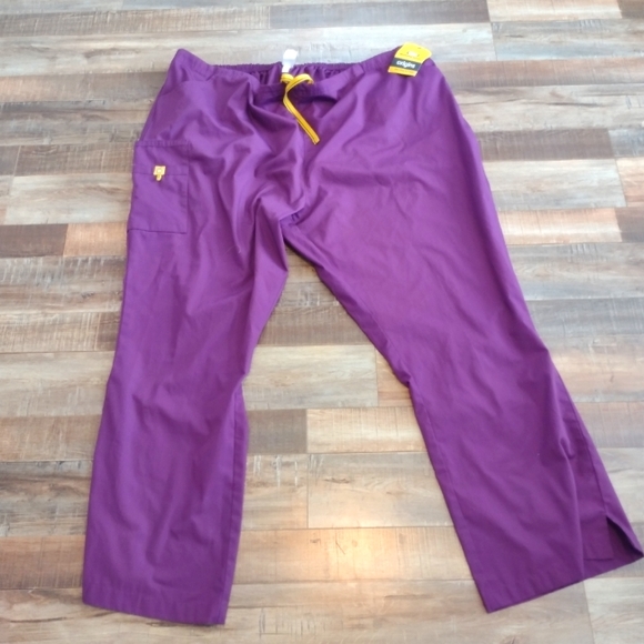 Spread good cheer Pants - Spread Good Cheer Nurse Pants